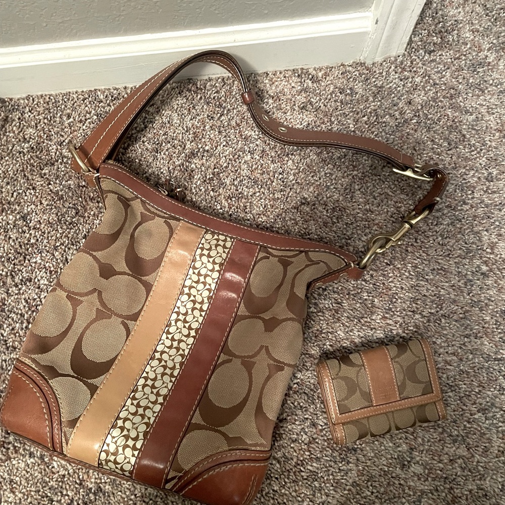 Coach purse and matching wallet
